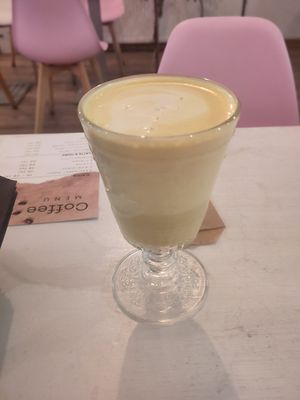 Turmeric Vegan Latte at Sublimmme in Bucharest