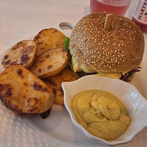 Mustard Burger at Sublimmme in Bucharest