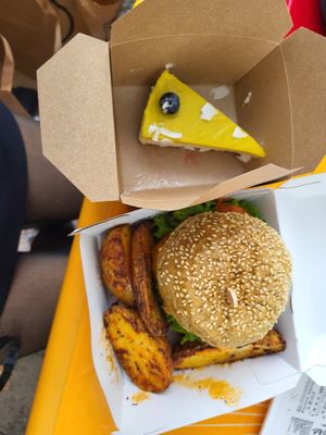 Buenísimo 👏 at Sublimmme in Bucharest