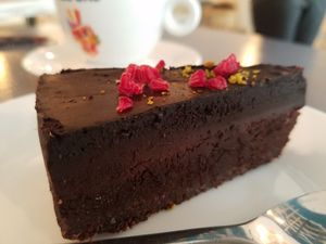 Raw cake at Sublimmme in Bucharest