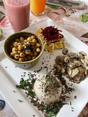 Meal of the day 2/10  at Alma Natura in Medellin