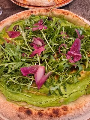 Vegana, wit broccoli cream at Amuni in Bruges