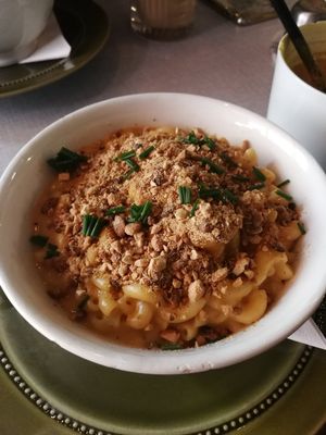 Vegan Mac 'n Cheese at Petról in Copenhagen