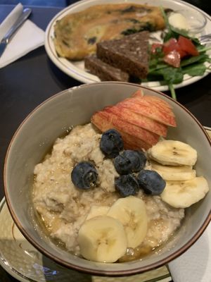 Oatmeal bowl  at Petról in Copenhagen