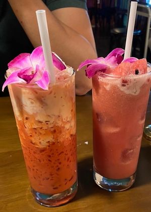 Thai iced milk tea and Thai watermelon juice   at Ssong Thai in Seoul