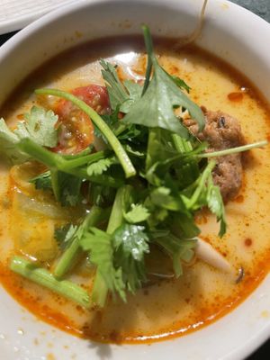 Tom Yum Goong    at Ssong Thai in Seoul