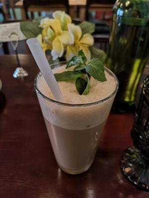 Vegan milk tea at Ssong Thai in Seoul
