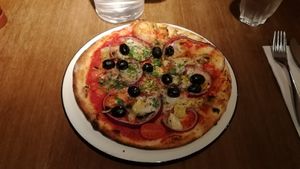 Vegan Pizza with vegan cheese at Milano in Ennis