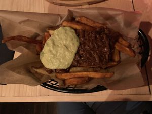 Double fries with jackfruit and guacamole. They also gave us vegan mayo at The Alb in Shrewsbury