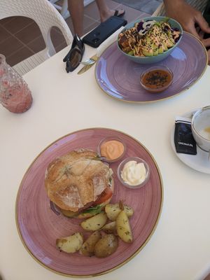 Vegan beyond burger and Buddha bowl at Creme Cafe in Lanzarote