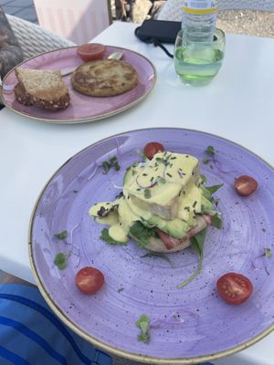 Vegan Bennie and tortilla 😍🥰 at Creme Cafe in Lanzarote