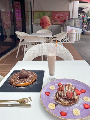   at Creme Cafe in Lanzarote