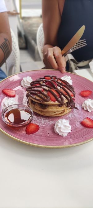 Pancakes con Nutella at Creme Cafe in Lanzarote