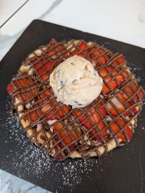 Waffle with vegan ice cream at Creme Cafe in Lanzarote