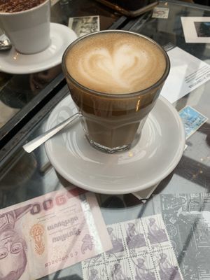 oat latte at Singl-end - Merchant City in Glasgow