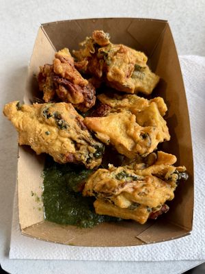 Pakora  at 55 Bombay Street in Rotterdam