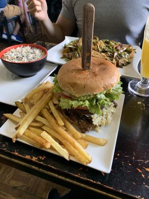 Hambúrguer excelente  at Vegan Dealer in Santiago