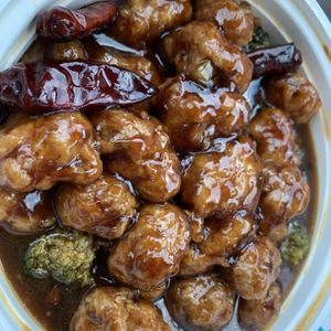 General tso at Ye's Asian Vegan Kitchen in Hilliard
