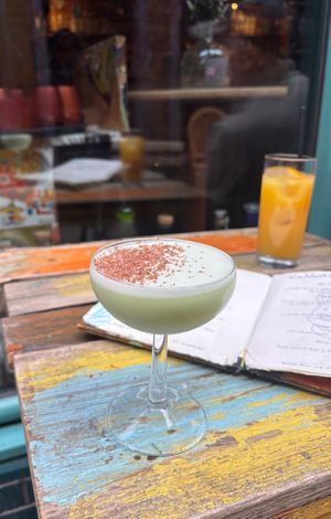 El Chapelin.
and an OJ at The Church of the Four Hundred Rabbits in Nottingham