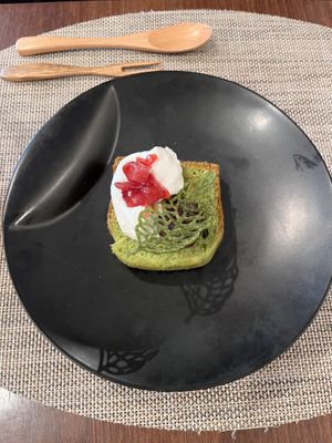 Matcha cake   at Saido in Tokyo