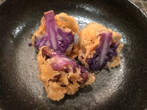 Purple cauliflower tempura at Saido in Tokyo