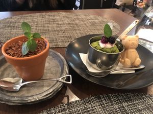 Cheese cake and pan cake  at Saido in Tokyo