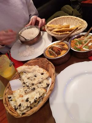 last time we had the vegan kabab curry and the kadhai mushroom with garlic naan and olive naan at Royal India in Ghent