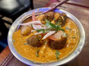  This is amazing, a curry with dumplings & potatoes at Royal India in Ghent