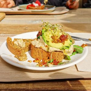  at Peanut's Café in Sainte-maxime