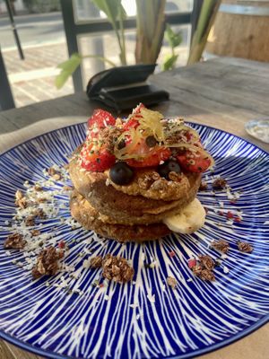 vegan pancakes  at Peanut's Café in Sainte-maxime
