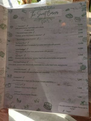  at Peanut's Café in Sainte-maxime