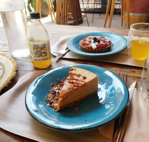 Vegan Cheese-cake at Peanut's Café in Sainte-maxime