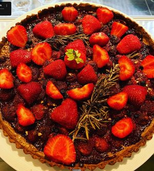 Strawberry tart at Peanut's Café in Sainte-maxime