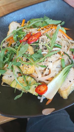 Reisbandnudeln mit Gemüse und Tofu etc. at RiceCorn in Regensburg