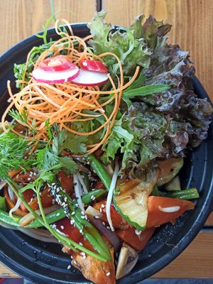 Green Power Bowl at RiceCorn in Regensburg