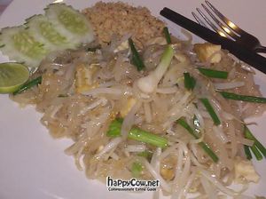 Pad Thai at Bongoes in Koh Samui