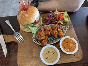 Tasty Vegan burger! Flavourful dressings. Yuumm at Pure Vegan Heaven in Koh Samui