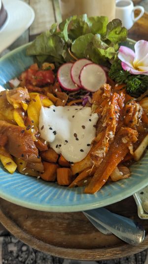 BBQ jackfruit poke bowl at Pure Vegan Heaven in Koh Samui