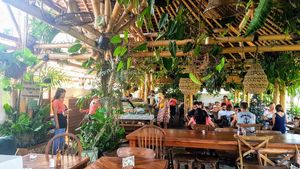 For a full vegan Bali guude, visit www.the-vegan-travelers.com at Shelter Cafe in Seminyak