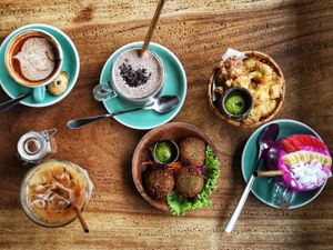 Amazing bites, smoothies and cafe at Shelter Cafe in Seminyak