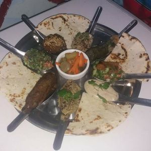 1.	MAZA PLATE	Combinations of Appetizers (Upon your choice) 
A.	Small : 4 Items + 1 Pita Bread
B.	Large 8 Items + 3 Pita Bread
 at The Pharaoh's Restaurant in Vientiane