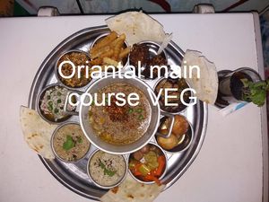 ((only 145, 000 KIP per person))
============================================
 1 Red/White carafe wine 0.50 L.
 3 Meza (Appetizer). HUMMUS + BABA GANOUSH + Garlic Sauce serve at The Pharaoh's Restaurant in Vientiane