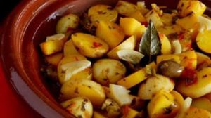 Vegan Potato Tajine  ( Fri 22- Sat 23 /2/2019) special dish @ EASY Restaurant & Bar Starting 6:30 PM till late serves with Egyptian rice & Egyptian Green salad
only 60,000 KIP  at The Pharaoh's Restaurant in Vientiane