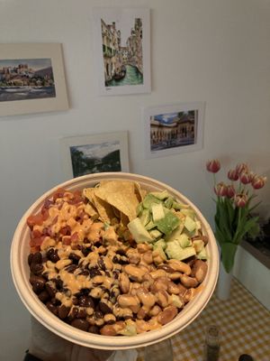 Flipside's "naked cali" salad bowl is my favourite dish 😋  at Flipside in London