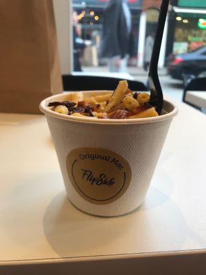 Some of the best vegan mac and cheese I’ve had! at Flipside in London