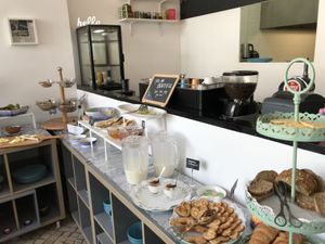 Buffet style at Café Garrett by Ohana in Lisbon