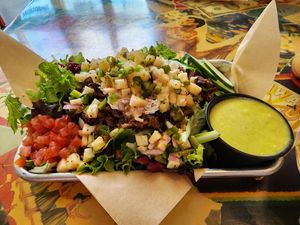 Hawaiian steak salad at Tiki Loco in Dallas