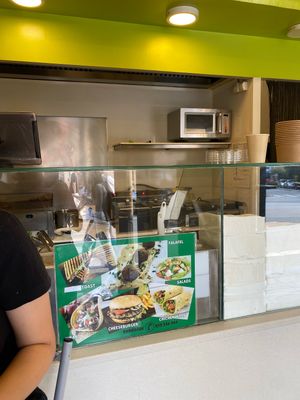   at Fast Food Green in Pula