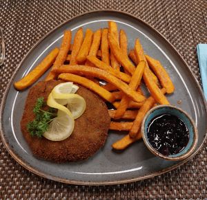 Pilzschnitzel at Emmels Dinkelrind in Neuberg