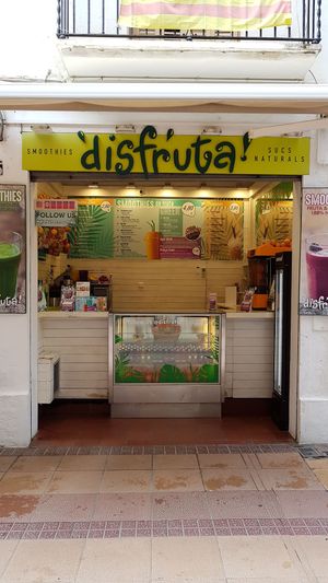 Front at Disfruta in Sitges